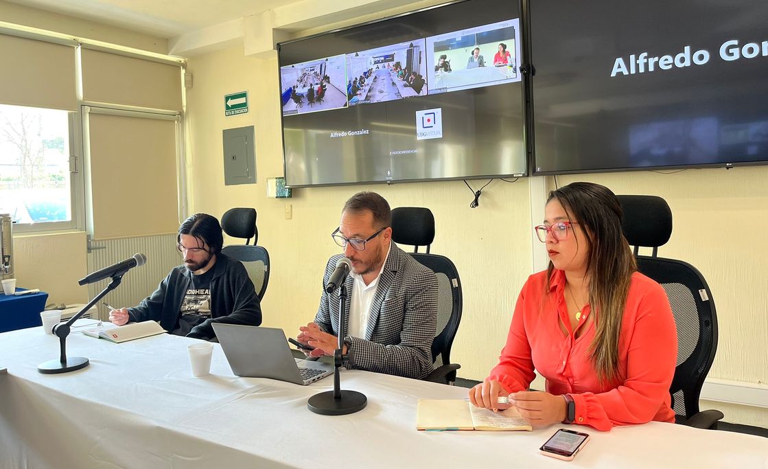 Foto: Luis Herrera, Julio Ríos y Daniela Guazo. Crédtos Mariana Alvarado